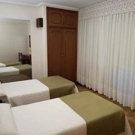 Almendra מלון פרול