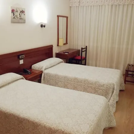 Hotel Almendra Ferrol